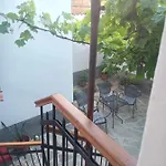 Housee 코르처