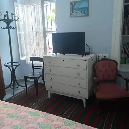 Housee Apartment *